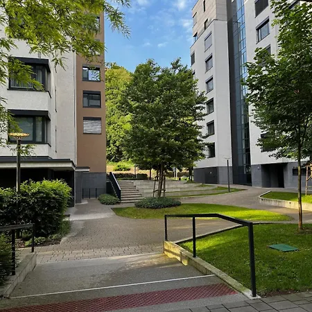 Martins River View Under The Castle شقة براتسيلافا